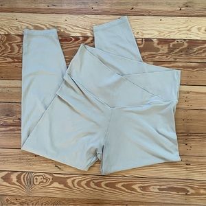 NWT OFFLINE By Aerie Real Me High Waisted Crossover Legging